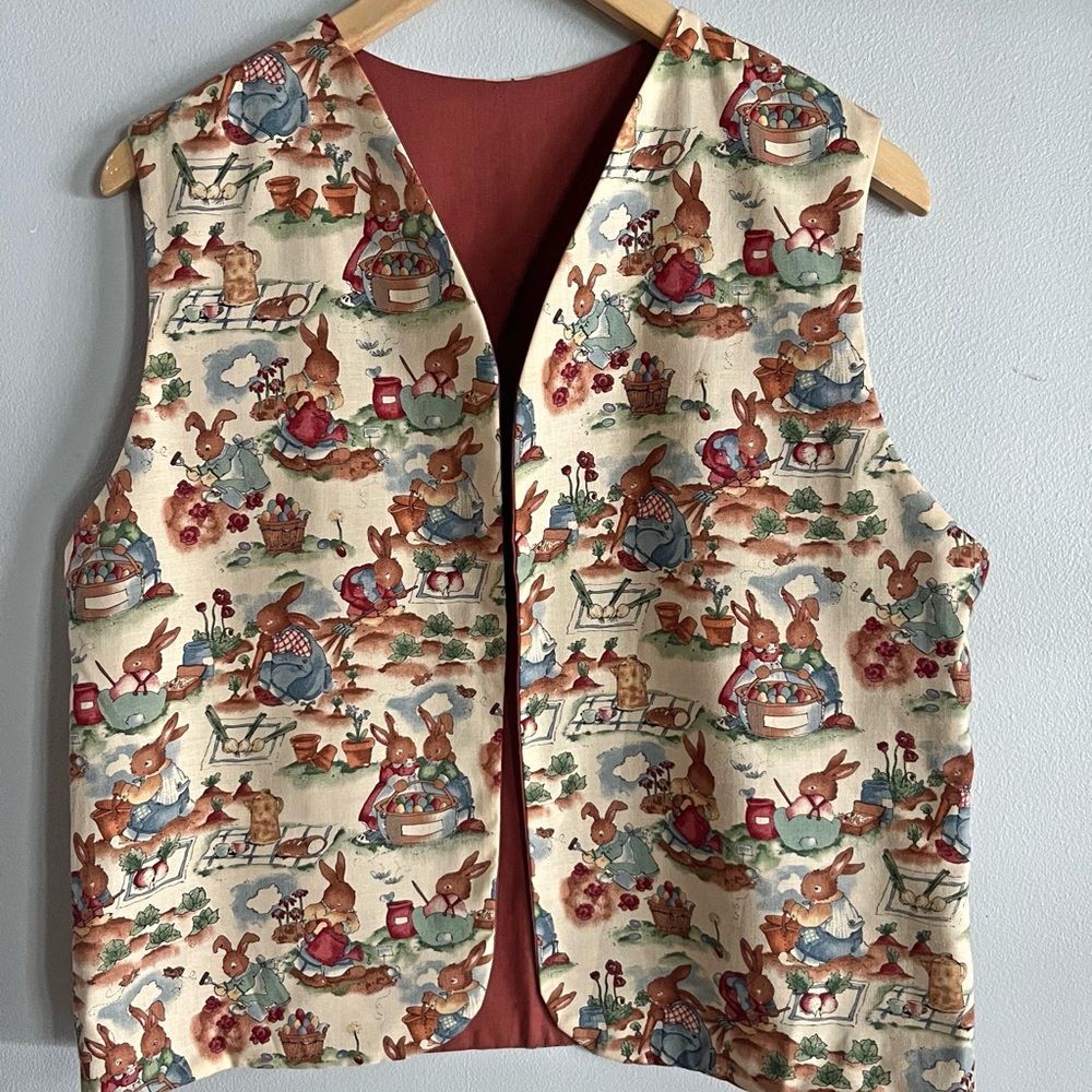 Vintage Cream Bunny Print Vest